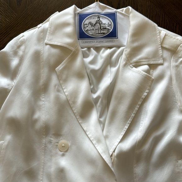 L'AGENCE ONYX JACKET, White, SZ XSmall, $520 - Picture 16 of 16